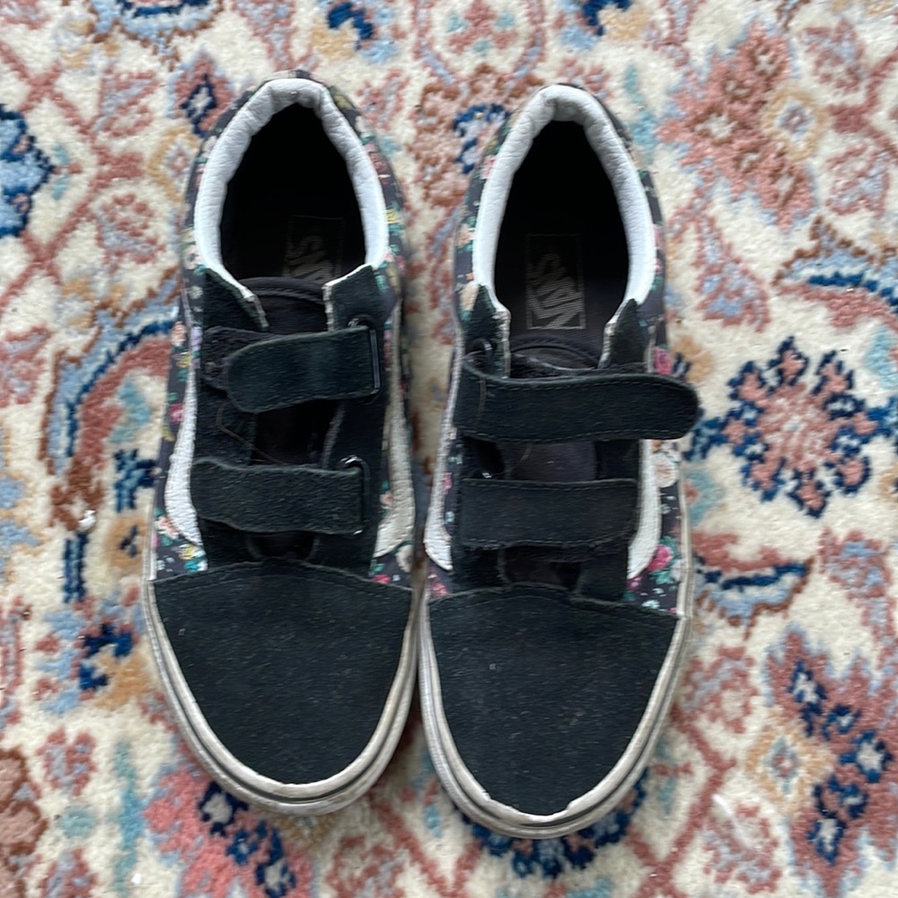 Vans kids size 4.5 US